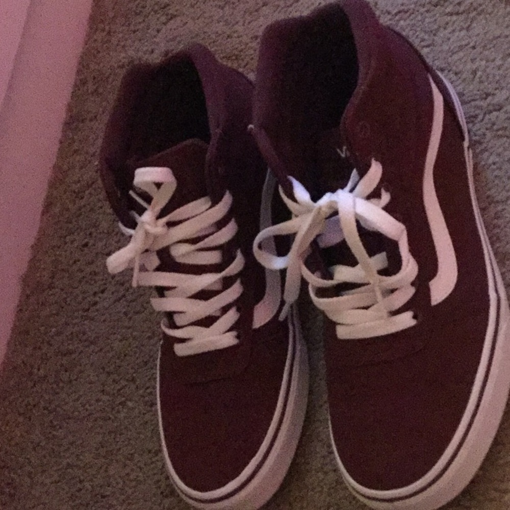 Midway Vans (Burgundy)